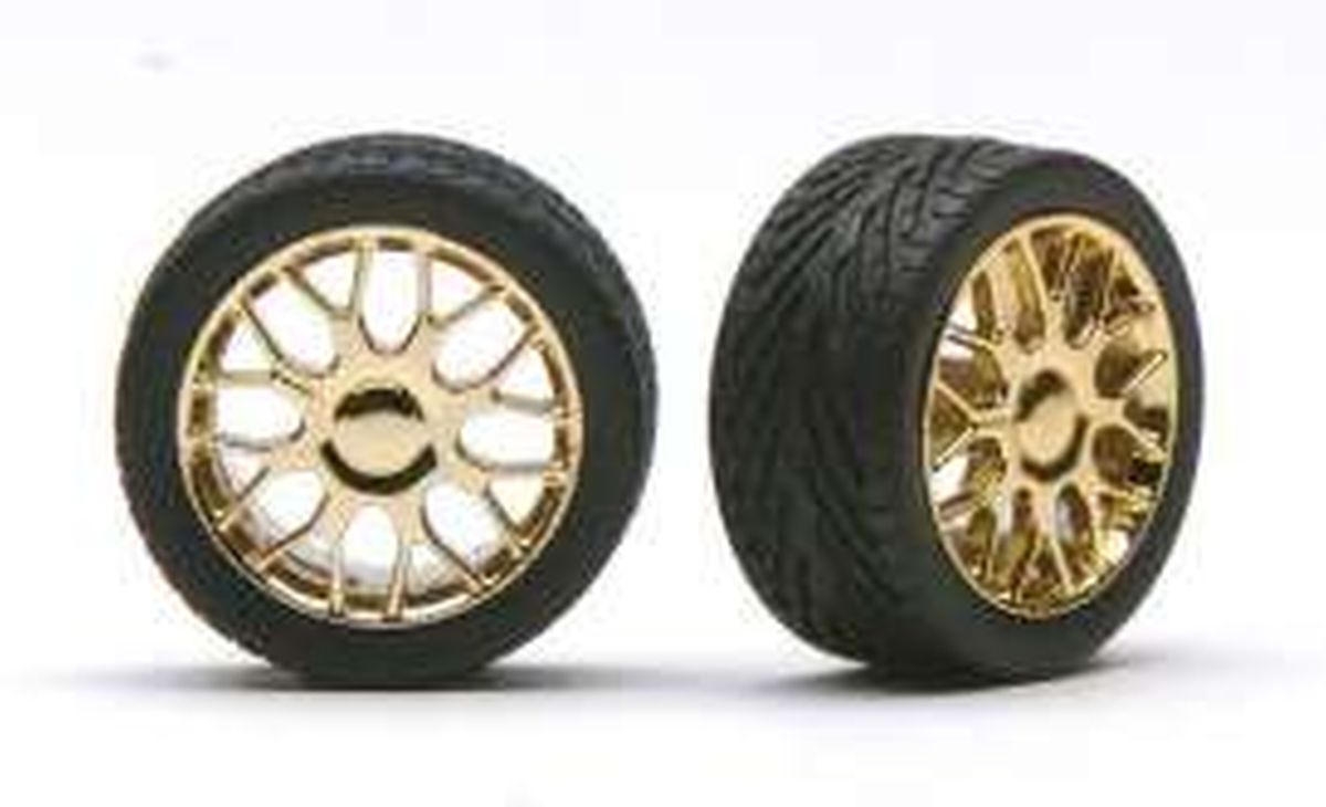 Pegasus Hobbies BEEMERS RIMS W/TIRES GOLD 1/24 - PGH1236