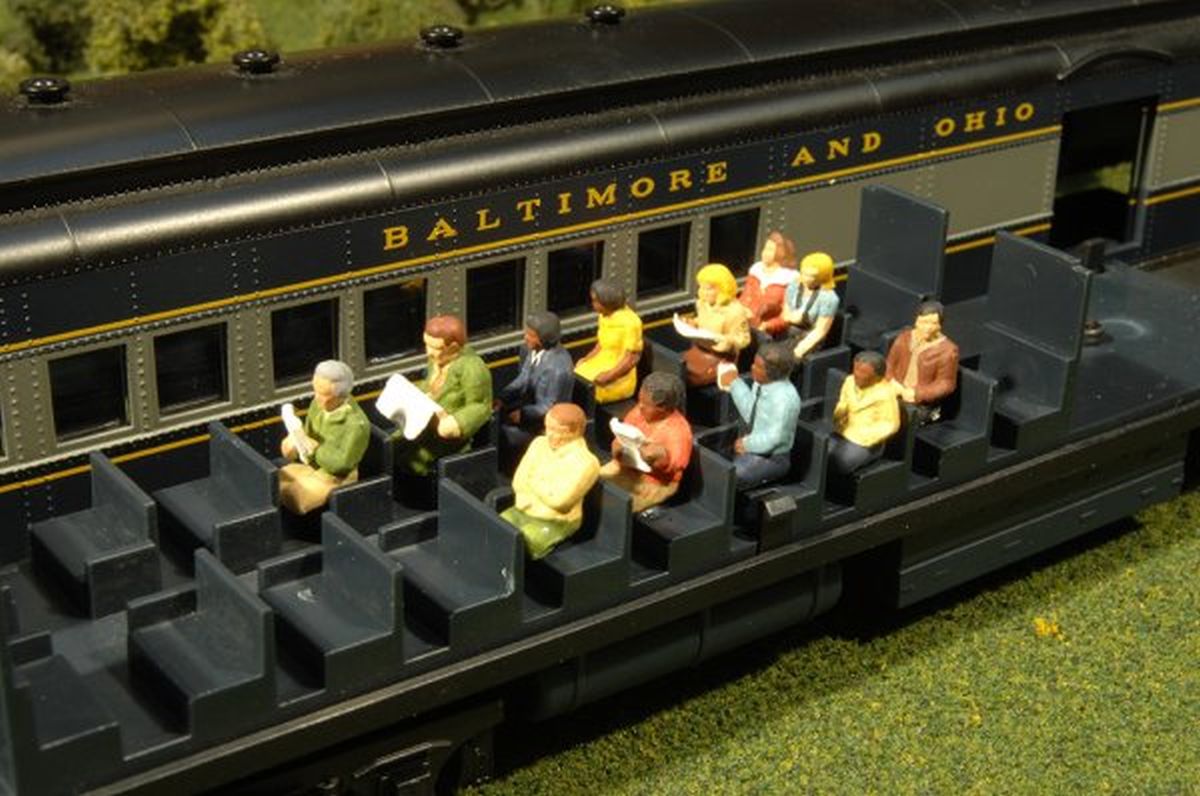 Bachmann N Waist-Up Seated Passengers/12pcs 1/160 - BAC33265
